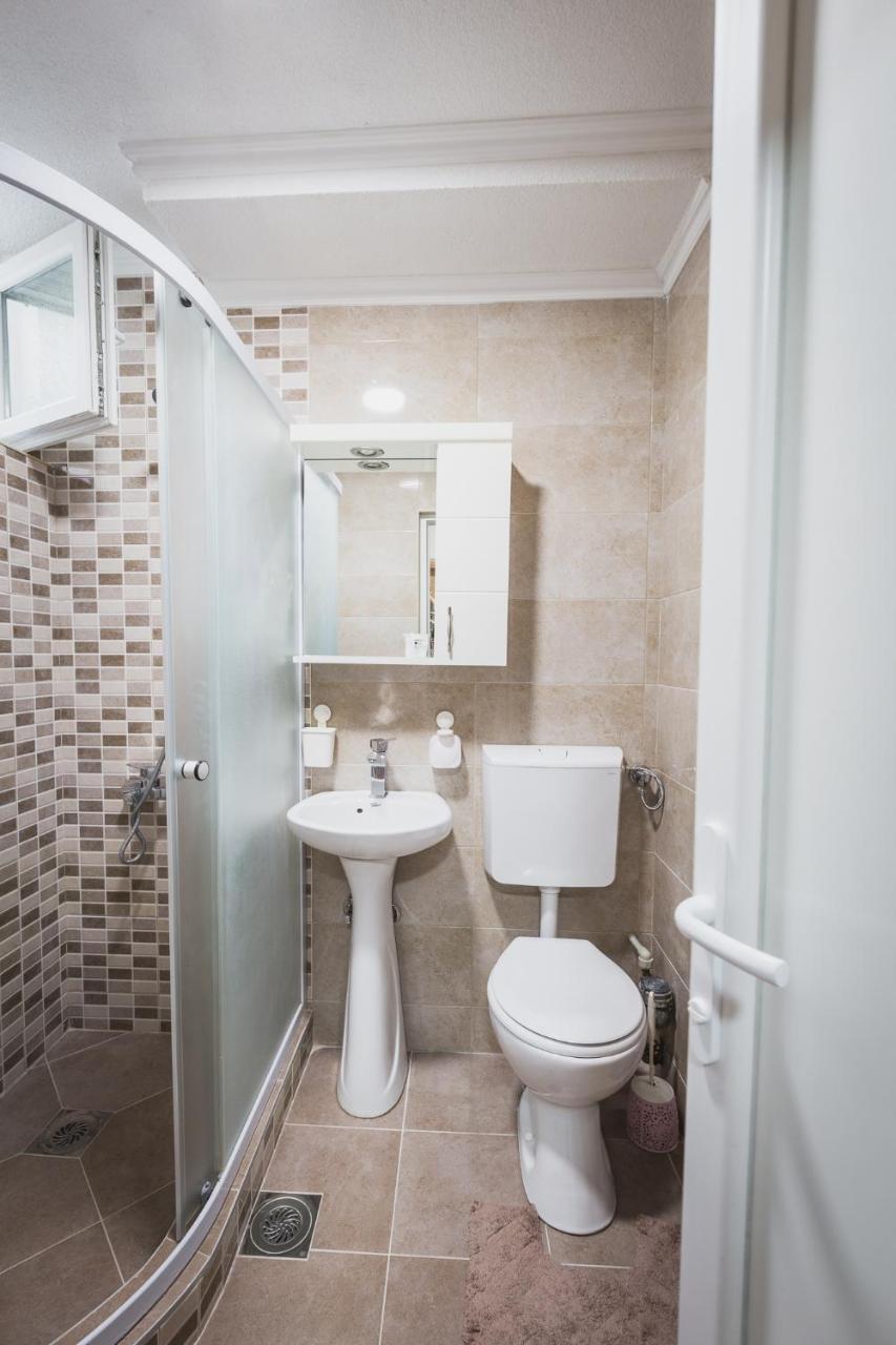 גבגלייה Axios Apartment מראה חיצוני תמונה
